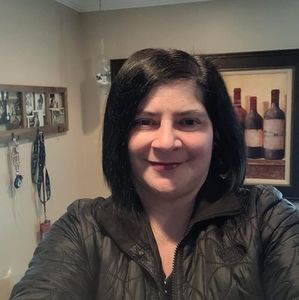 Meet your Posher, Suzanne